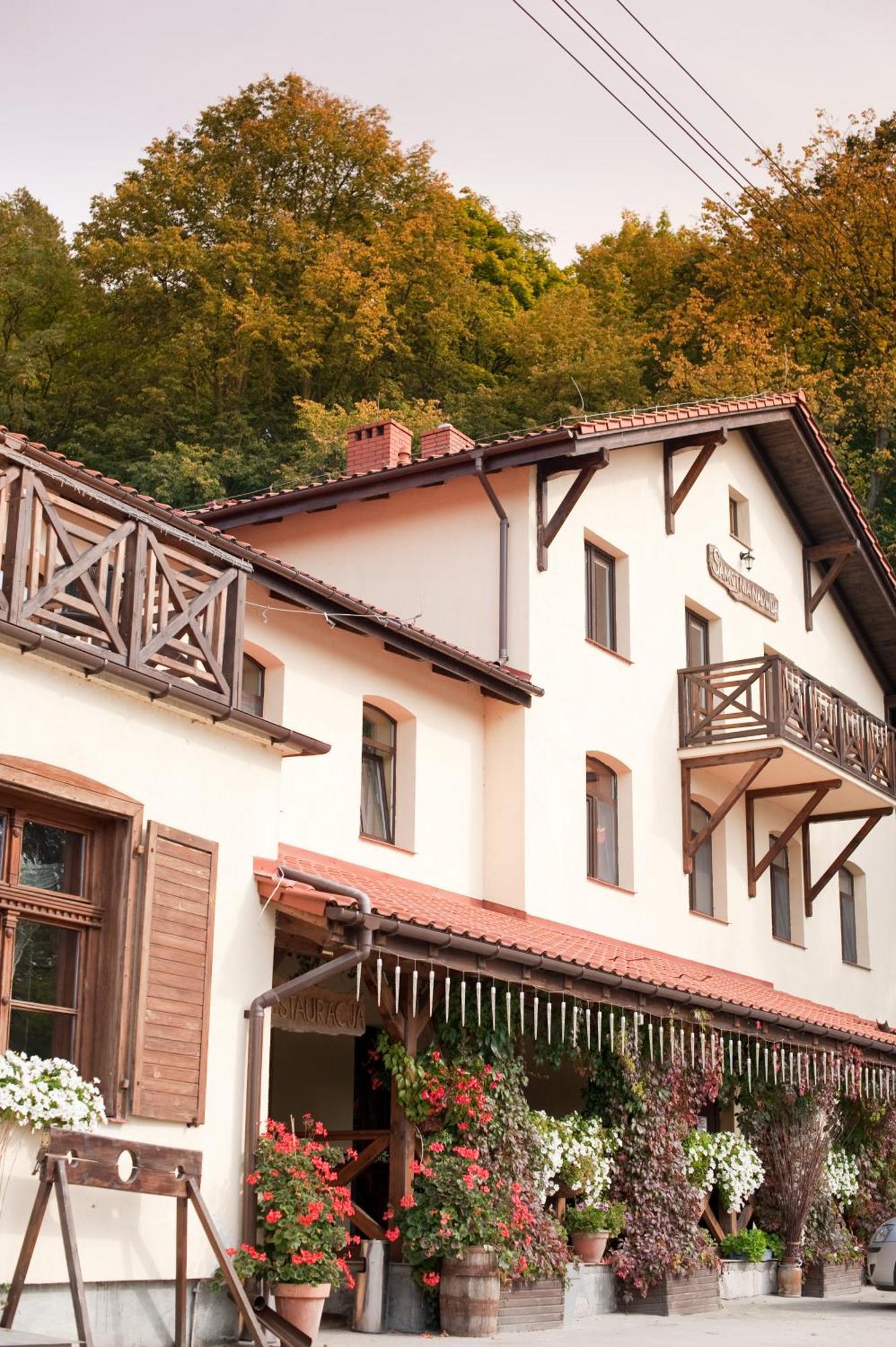 Przystanek Tlen Bed & Breakfast Exterior photo